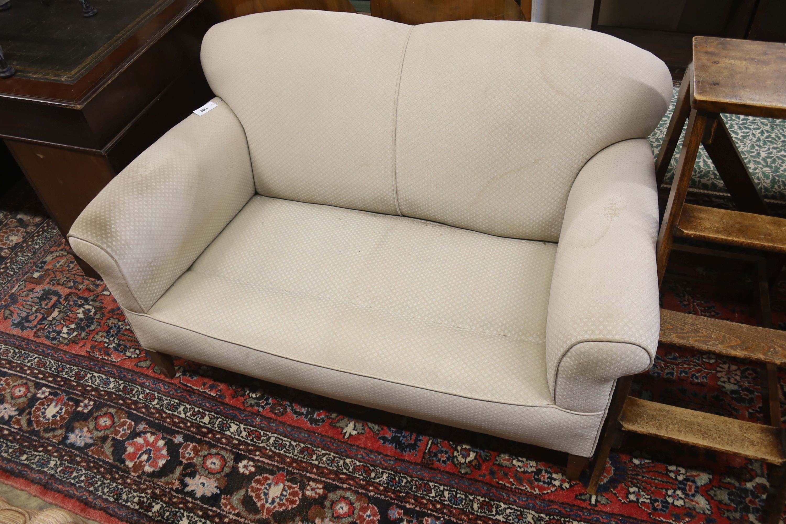 An early 20th century two seater settee, length 130cm, depth 70cm, height 70cm